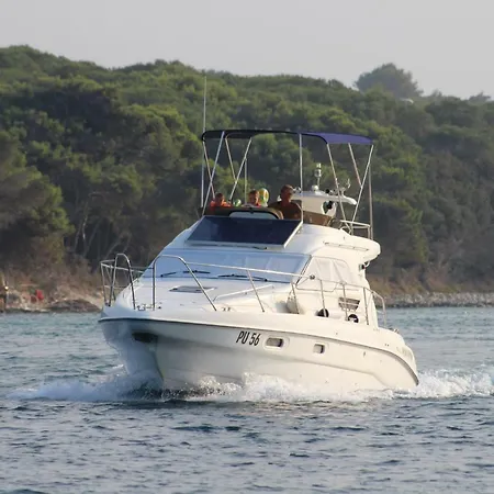 Botel Eufemia